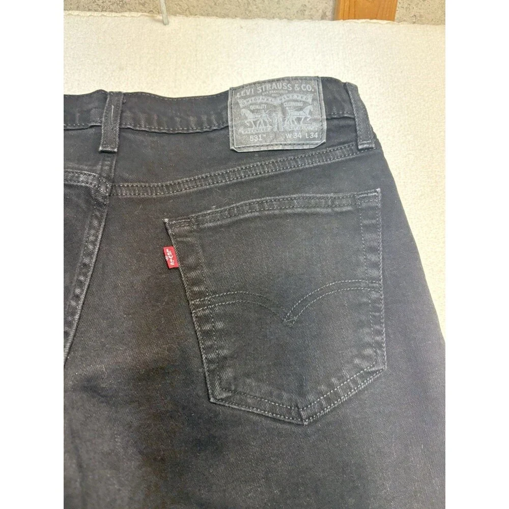 Levis excellent pre